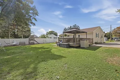49 Wheelock Street, Oxford, MA 01540 - Photo 32