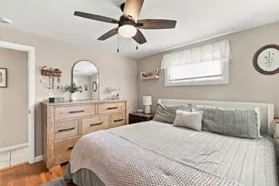 49 Wheelock St, Oxford, MA 01540 - Photo 12