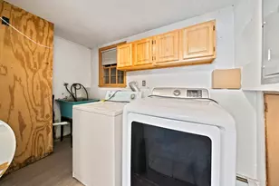 113 New Haven St, Boston, MA 02132 - Photo 32