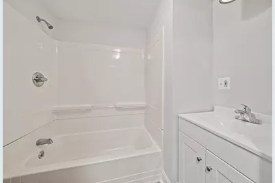 113 New Haven St, Boston, MA 02132 - Photo 26