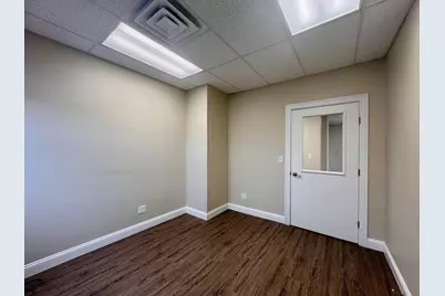 38 Elm Street #4, Westfield, MA 01085 - Photo 10