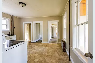 83 W Myrtle St, Orange, MA 01364 - Photo 8