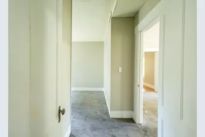 83 W Myrtle St, Orange, MA 01364 - Photo 14