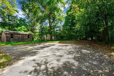 83 W Myrtle St, Orange, MA 01364 - Photo 4