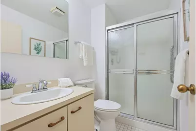 4 Summit Dr #001, Reading, MA 01867 - Photo 34