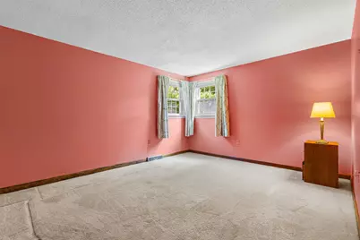 8 Roaen Dr, Chelmsford, MA 01863 - Photo 16