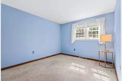 8 Roaen Dr, Chelmsford, MA 01863 - Photo 18