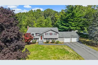 8 Roaen Dr, Chelmsford, MA 01863 - Photo 2