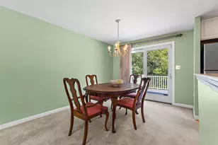 8 Roaen Dr, Chelmsford, MA 01863 - Photo 6
