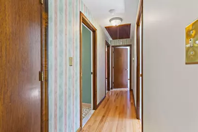 8 Roaen Dr, Chelmsford, MA 01863 - Photo 12