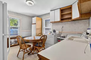 218-220 Walden St, Cambridge, MA 02140 - Photo 18
