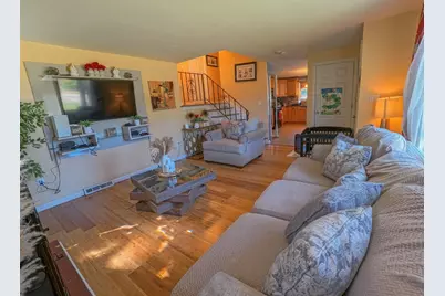 19 Anawan St, Brockton, MA 02302 - Photo 10