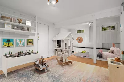 138 Winchester St, Newton, MA 02461 - Photo 20