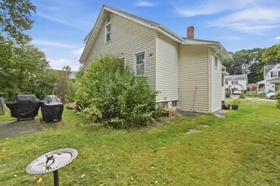 55 Clover St, Worcester, MA 01603 - Photo 28