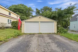 55 Clover Street, Worcester, MA 01603 - Photo 18