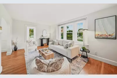 266 Governors Ave, Medford, MA 02155 - Photo 10