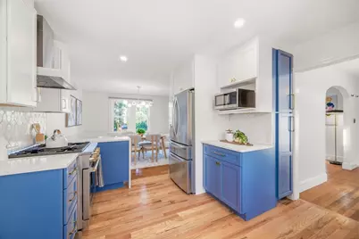 266 Governors Ave, Medford, MA 02155 - Photo 4