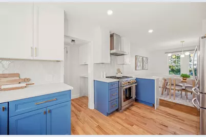266 Governors Ave, Medford, MA 02155 - Photo 8