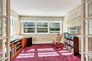 219 Laurel St, Melrose, MA 02176 - Photo 10