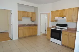32 Rockland Ave, Malden, MA 02148 - Photo 2