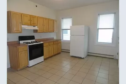 32 Rockland Ave #1, Malden, MA 02148 - Photo 1
