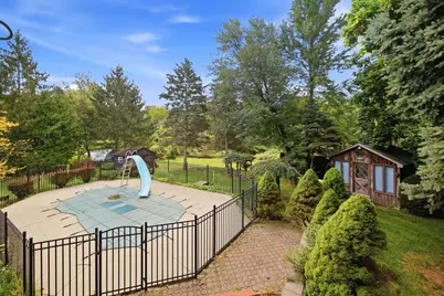 12 Kensington Ave, East Longmeadow, MA 01028 - Photo 24