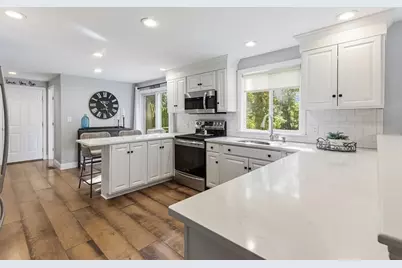 15 River Edge Rd, Mansfield, MA 02048 - Photo 4