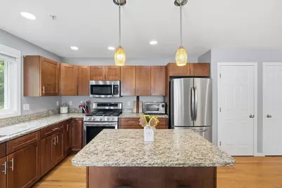 23 Governors Way #D, Milford, MA 01757 - Photo 10