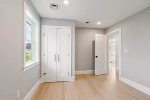 56 Cypress St, Watertown, MA 02472 - Photo 4