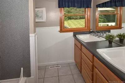 281 Abbe Rd, Enfield, CT 06082 - Photo 20