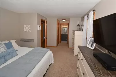 281 Abbe Rd, Enfield, CT 06082 - Photo 8