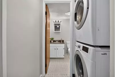 390 Broadway #35, Somerville, MA 02145 - Photo 12