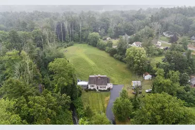 554 High St, Hanson, MA 02341 - Photo 34