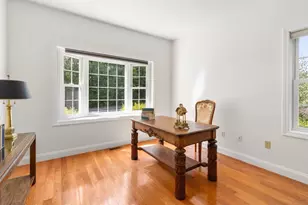 21 Steinbeck St, Tyngsborough, MA 01879 - Photo 12