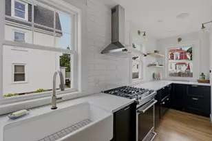 31 High St, Beverly, MA 01915 - Photo 6
