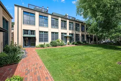 155 Brookline St #8, Cambridge, MA 02139 - Photo 1