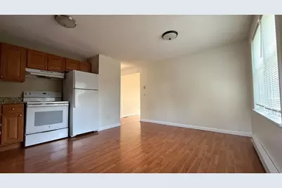 96-98 Silver #98, West Springfield, MA 01089 - Photo 4