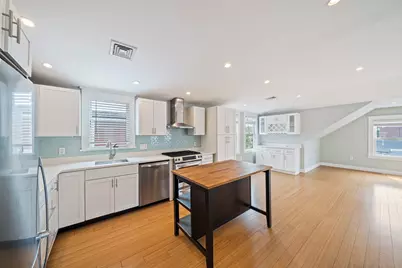 23 Cheverus Rd #3, Boston, MA 02124 - Photo 6