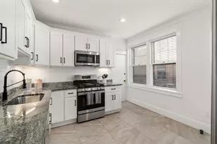 461 Washington St, Brookline, MA 02446 - Photo 2