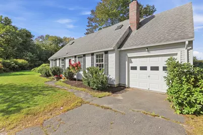 15 Surrey Ln, Amherst, MA 01002 - Photo 6