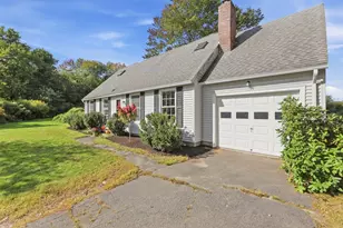 15 Surrey Ln, Amherst, MA 01002 - Photo 6