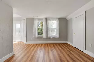 9 Mt Vernon St, Fitchburg, MA 01420 - Photo 8