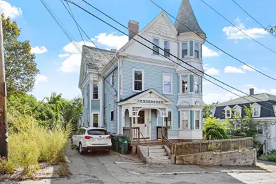 9 Mount Vernon St, Fitchburg, MA 01420 - Photo 2