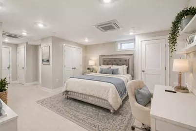 14 Farragut Ave #1, Somerville, MA 02144 - Photo 10