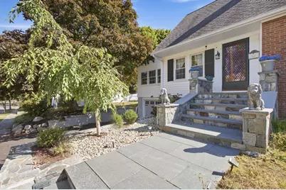 122 North Street, Stoneham, MA 02180 - Photo 2