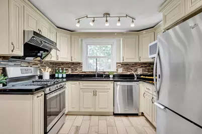33 Stowecroft Rd, Arlington, MA 02474 - Photo 12