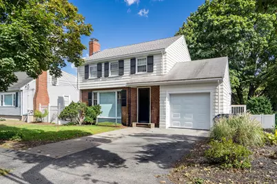 33 Stowecroft Rd, Arlington, MA 02474 - Photo 4