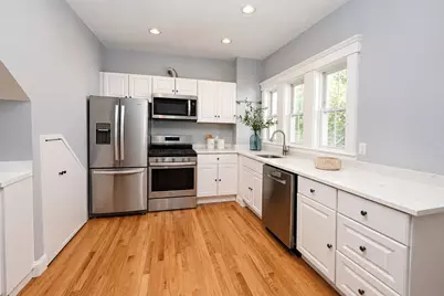 323 Bainbridge St, Malden, MA 02148 - Photo 2