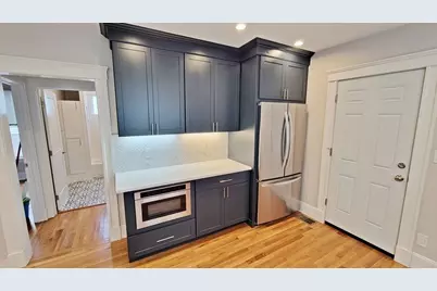 95 Edenfield Ave #1, Watertown, MA 02472 - Photo 4