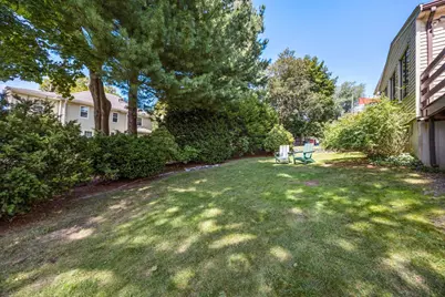 25 Lovell Rd, Watertown, MA 02472 - Photo 22